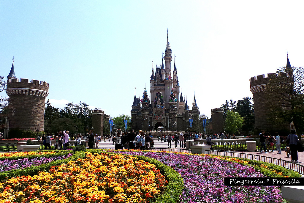 Tokyo Disneyland – Cinderella Castle Tour